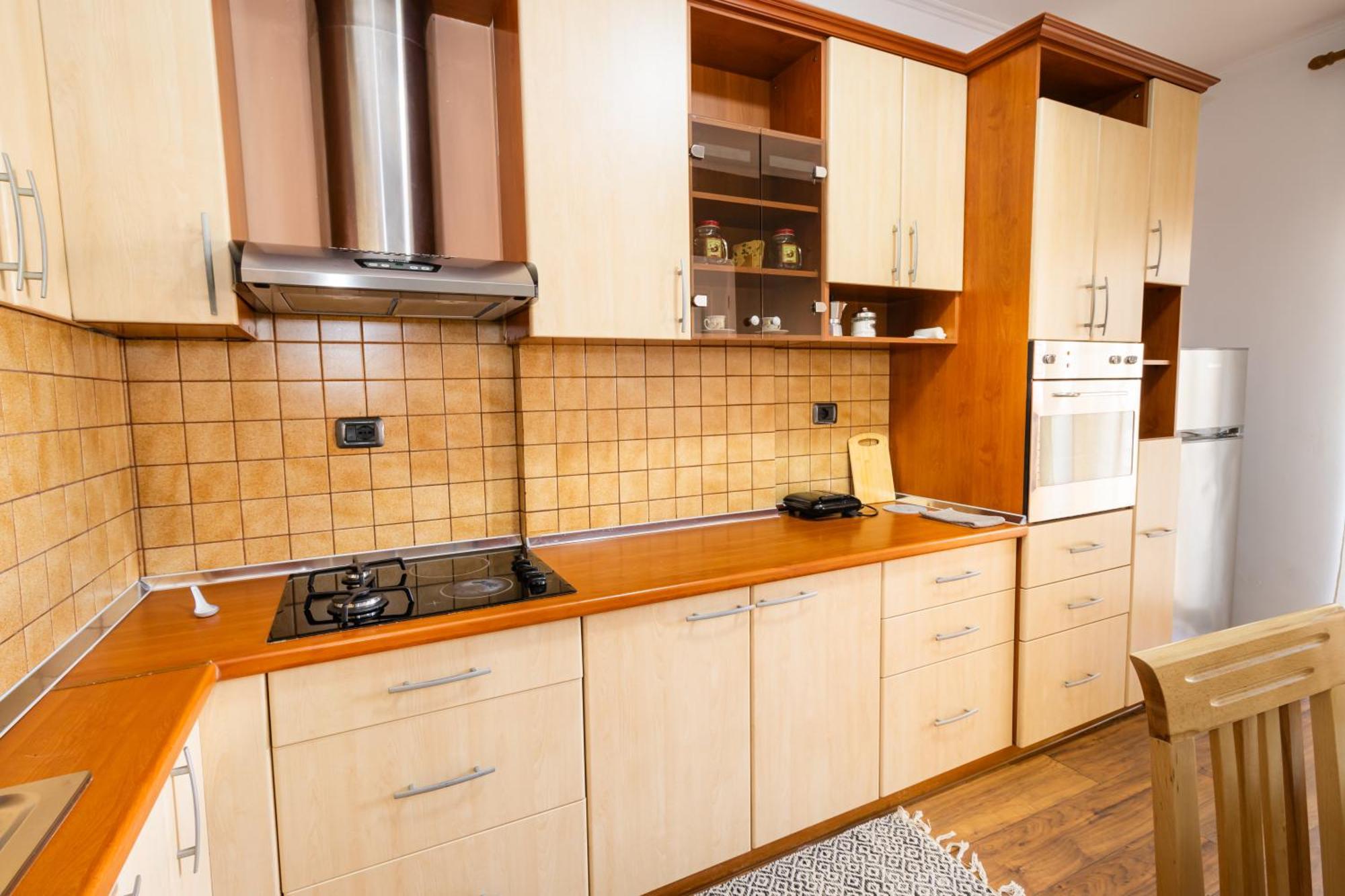 Central Cane Apartment Тирана Экстерьер фото